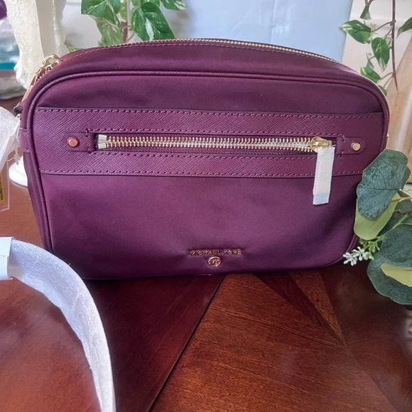 NWT Michael Kors Burgundy Crossbody Bag with Gold Accents - Picture 1 of 8